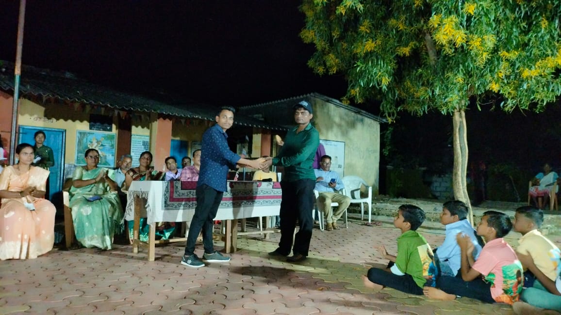 गिरगाव डोल्हारपाडा येथे गुणवंत विद्यार्थ्यांचा सत्कार समारंभ व सांस्कृतिक कार्यक्रम संपन्न